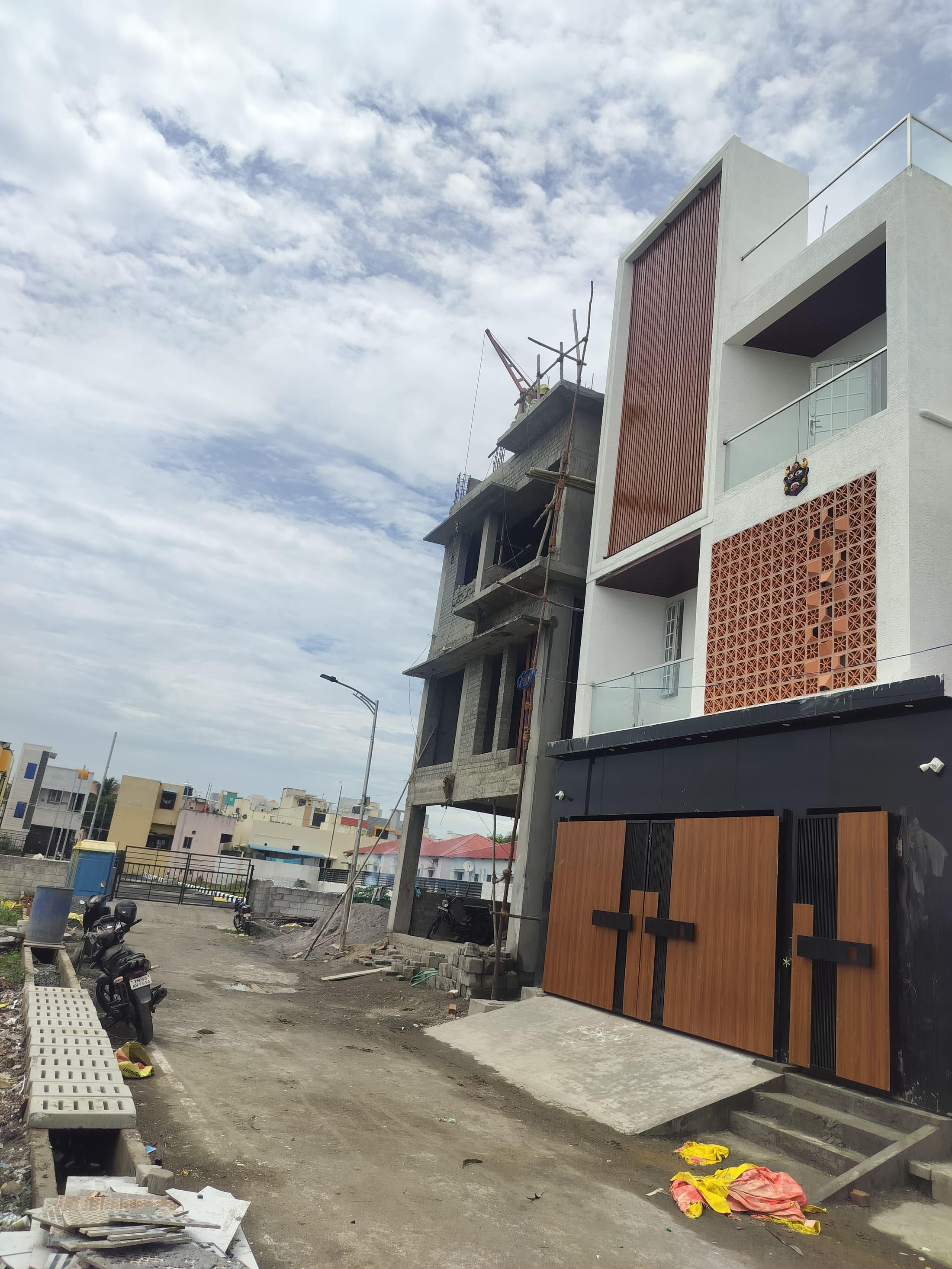 Modern residence built by Ashutosh Builders and Contractor in Chennai